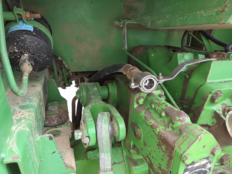 john-deere-4430-image-25