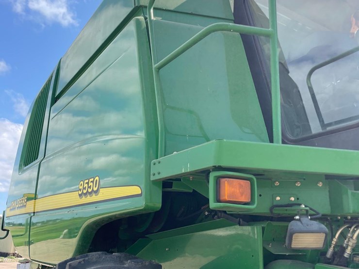 2002-john-deere-9550-image-87