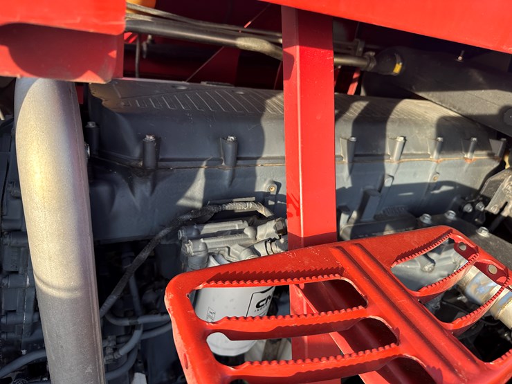 2012-case-ih-8120-image-66