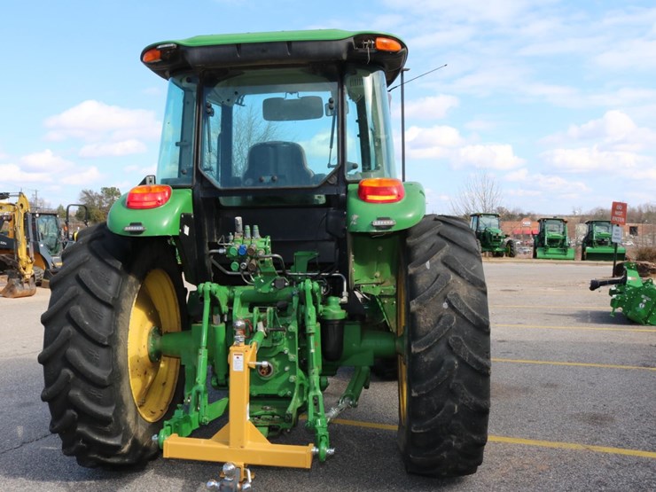john-deere-6105e-image-3