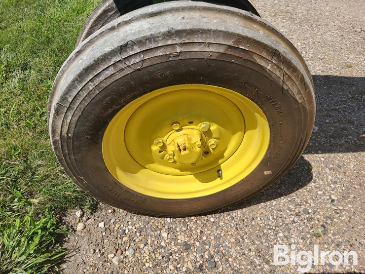 1952-john-deere-a-image-9