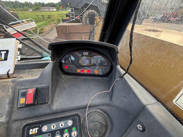 caterpillar-th407c-image-78