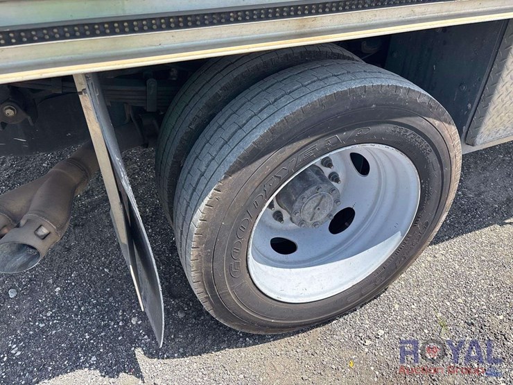 2017-ford-f550-image-46
