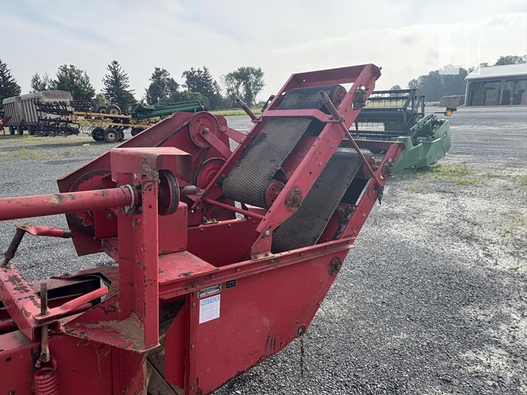 massey-ferguson-12-image-6