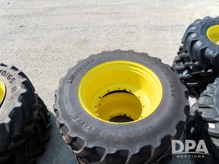 (4)-goodyear-flotation-tires/rims-(np6106,-unit-468408)-image-9