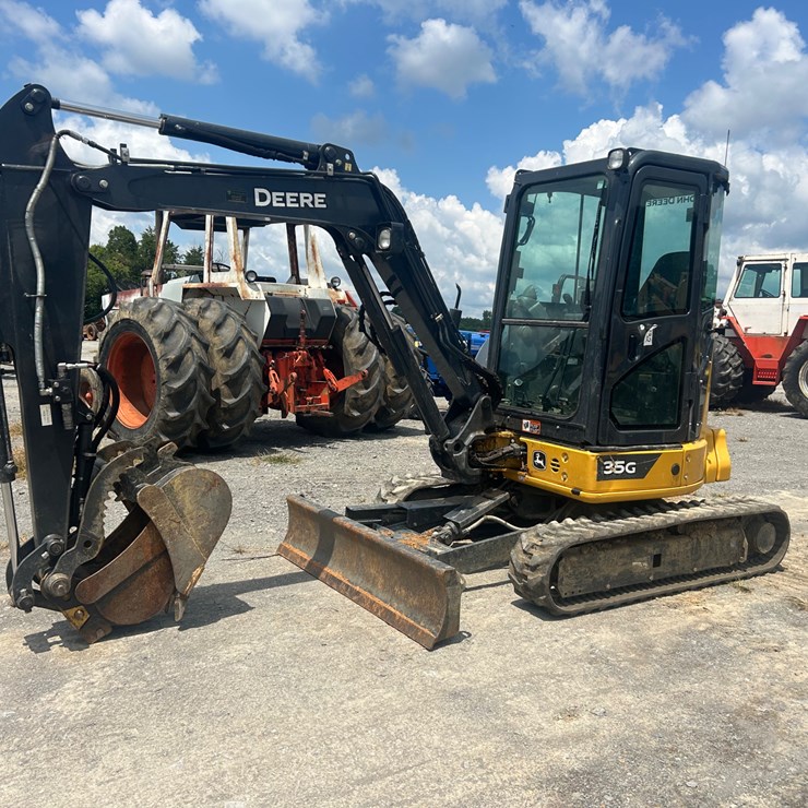 2021 DEERE 35G