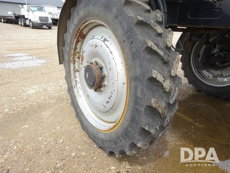 2011-case-ih-patriot-4420-image-45