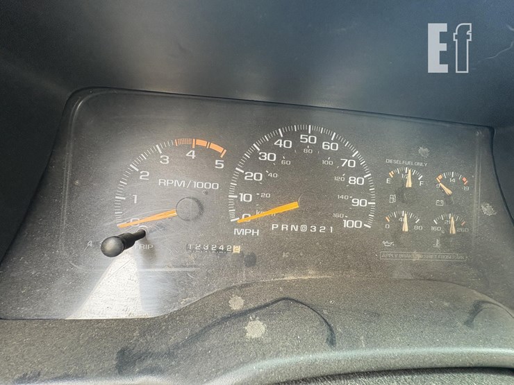 2000-chevrolet-3500-image-19