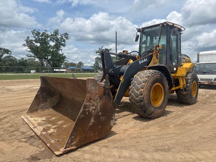 2014-deere-544k-image-2