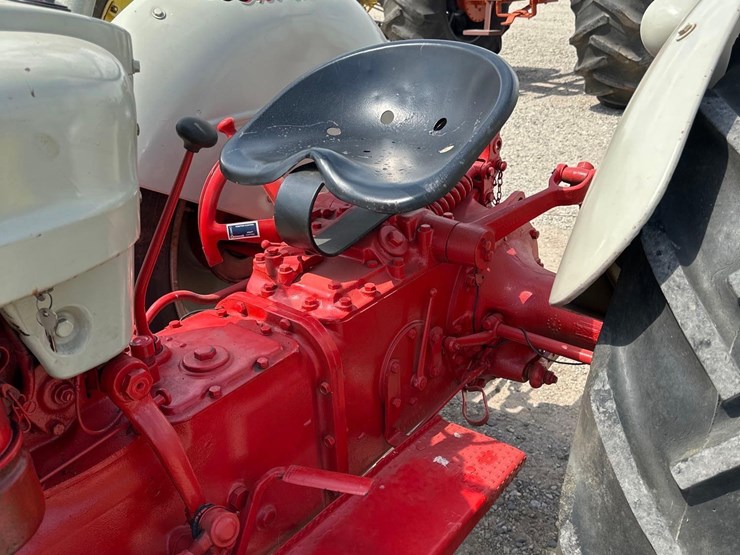 ford-8n-image-6
