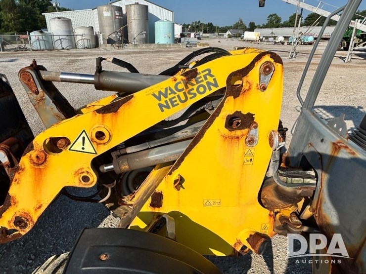 2014-wacker-neuson-wl36-image-25