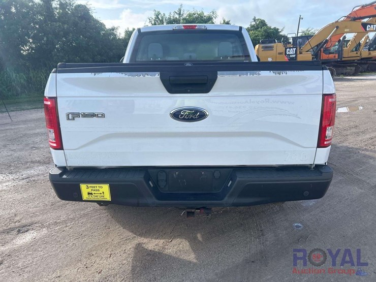 2017-ford-f150-image-24