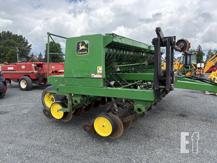 john-deere-750-image-13