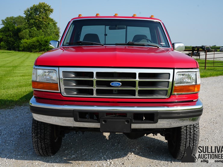 1997-ford-f350-xlt-image-2