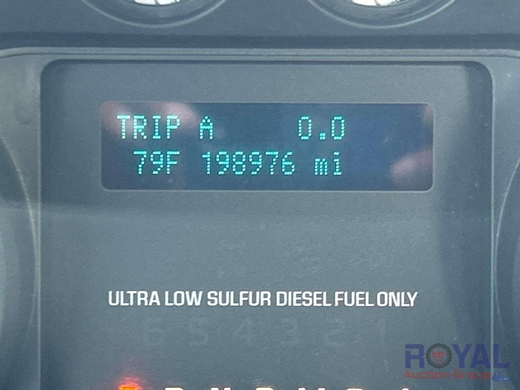 2014-ford-f550-image-8
