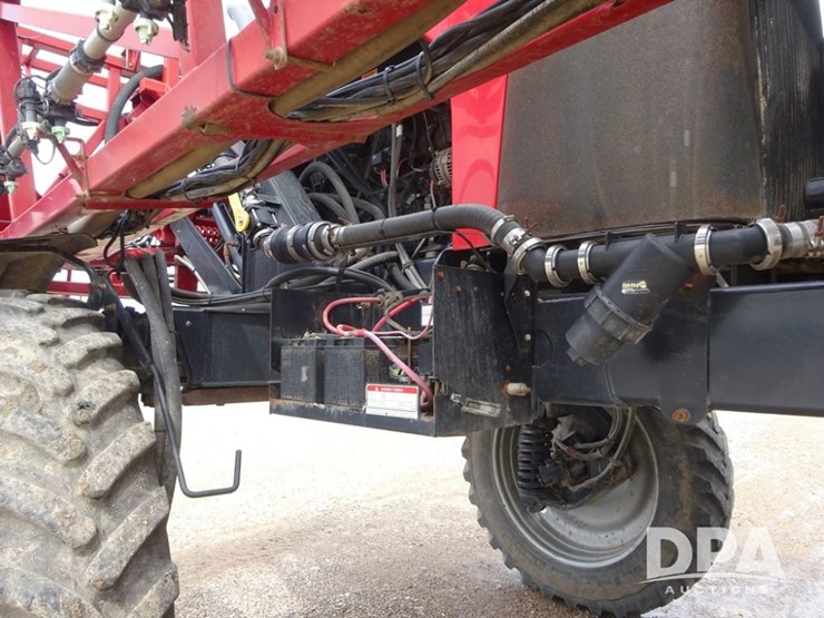 2015-case-ih-patriot-4440-image-81