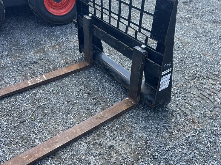 caterpillar-48"-image-1