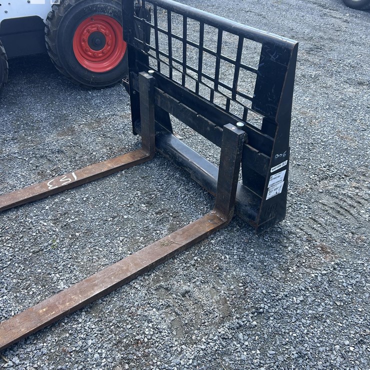 CATERPILLAR 48"