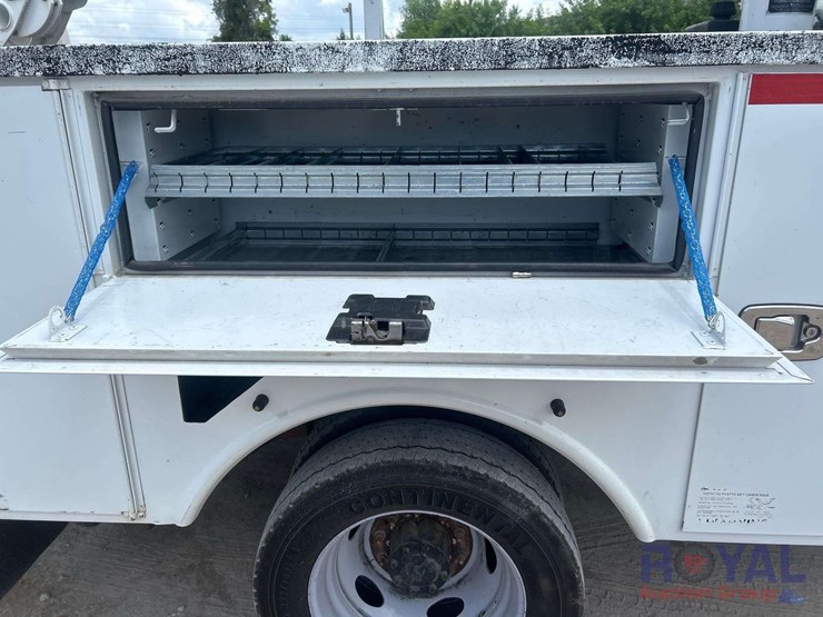 2017-ford-f450-image-31