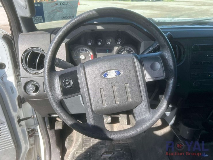 2011-ford-f250-image-14