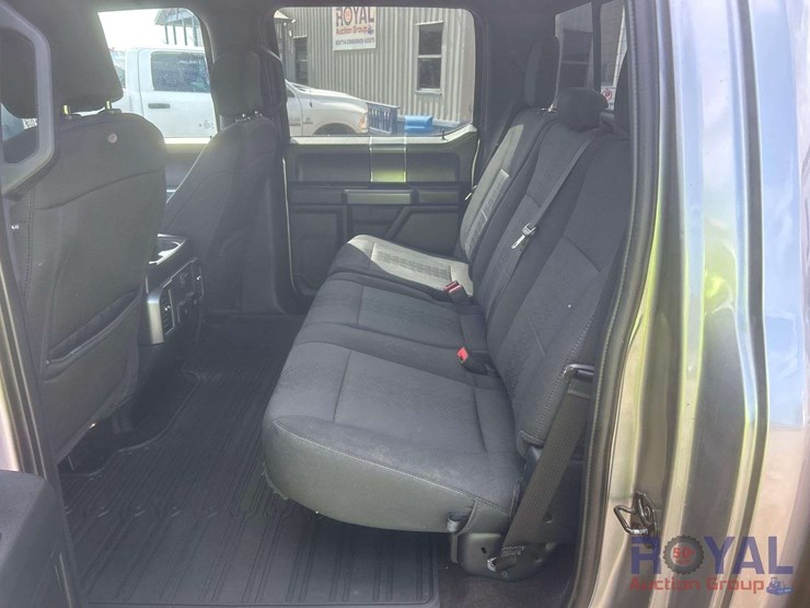 2020-ford-f150-image-17