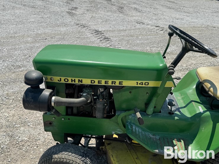 john-deere-140-image-14