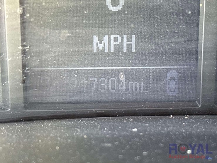 2015-chevrolet-silverado-2500-image-6