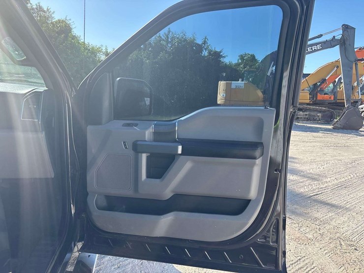 2015-ford-f150-image-22