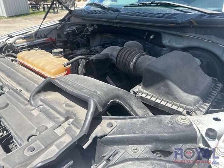 2017-ford-f150-image-14