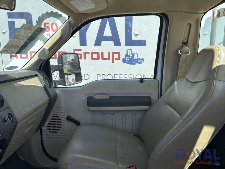2008-ford-f350-image-15