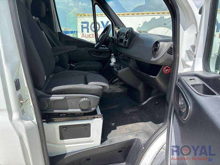 2019-freightliner-sprinter-1500-image-22