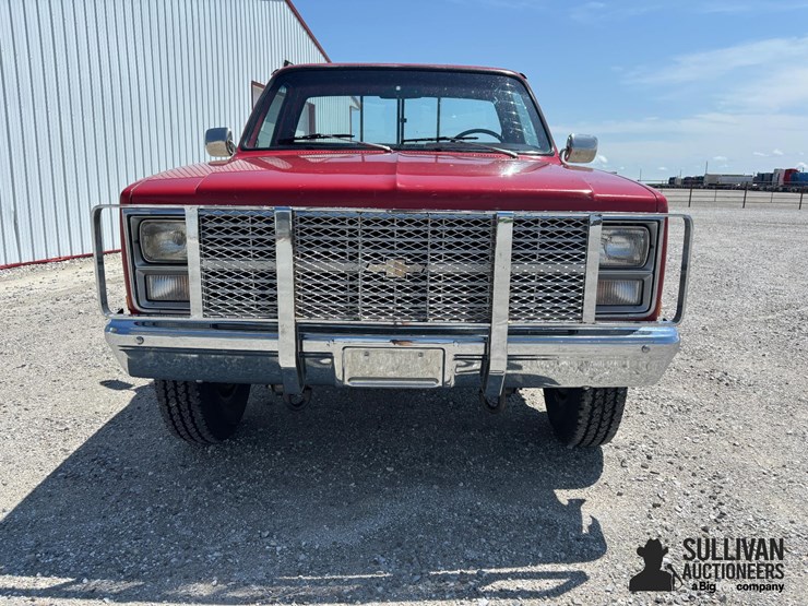 1984-chevrolet-custom-deluxe-20-image-2