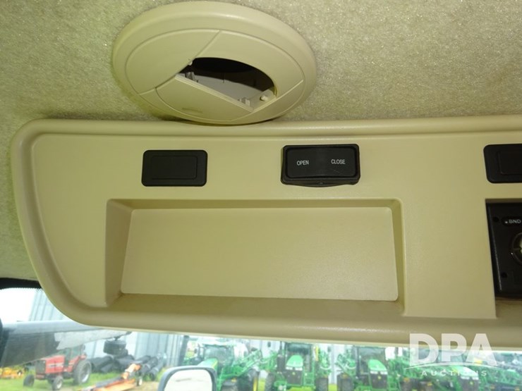2016-john-deere-r4045-image-89