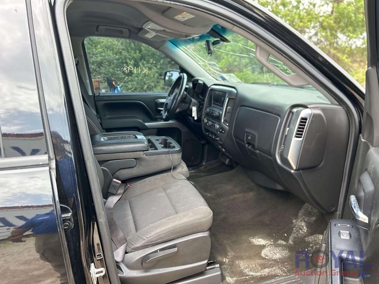 2017-chevrolet-silverado-1500-image-24