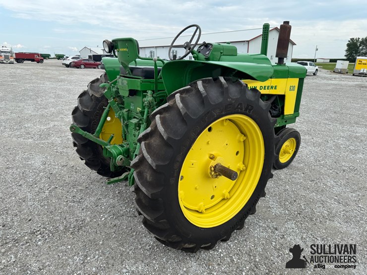 1959-john-deere-630-image-5