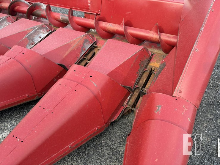 case-ih-1063-image-2