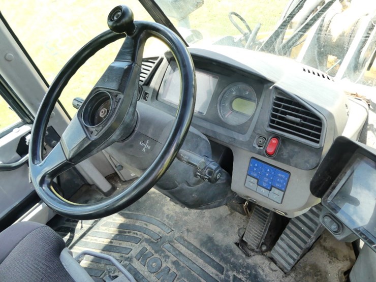 komatsu-wa380-1-image-13