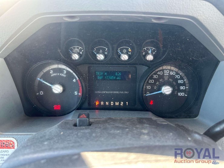 2013-ford-f550-image-11