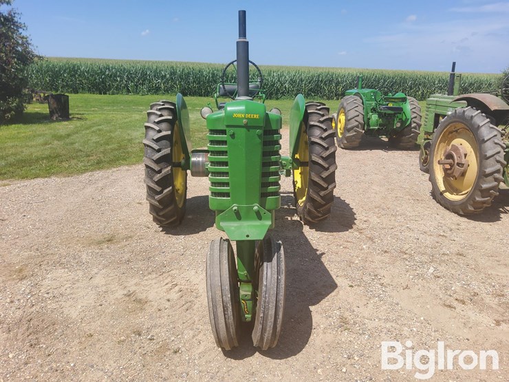 1951-john-deere-b-image-2