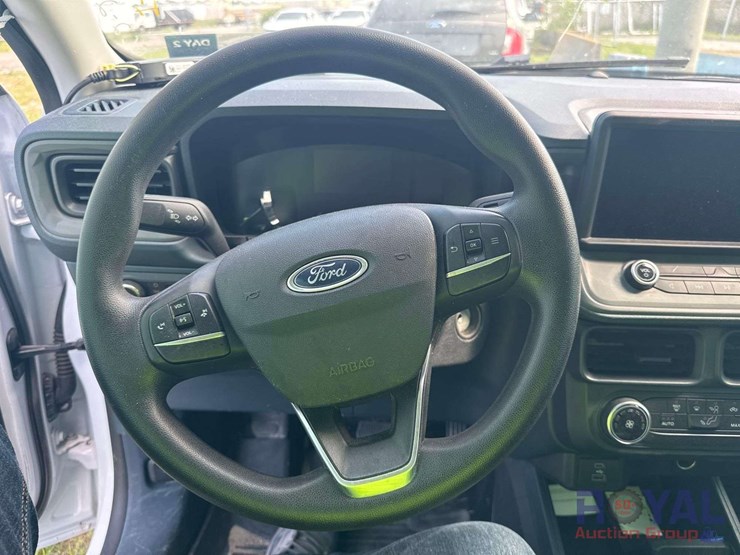 2022-ford-maverick-image-13