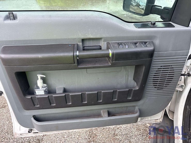 2016-ford-f450-image-12