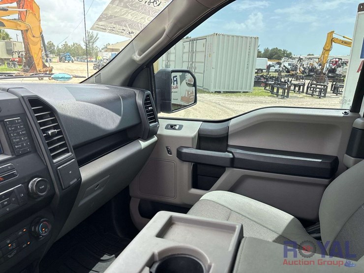 2017-ford-f150-image-10