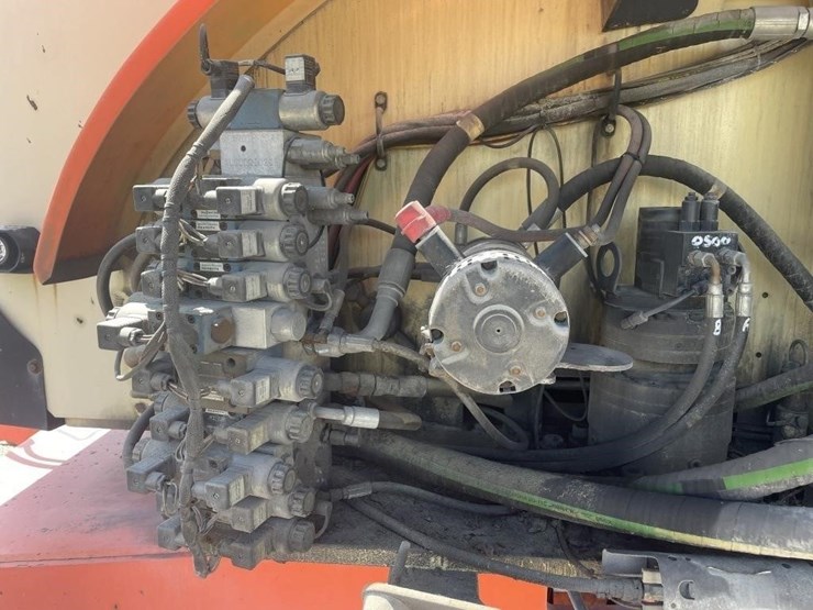 2003-jlg-800aj-image-9