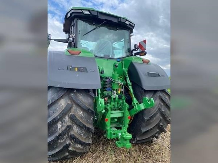 2023-john-deere-8r-410-image-7