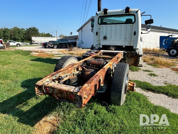 2011-freightliner-truck-(gp11247,-unit-115385)-image-6
