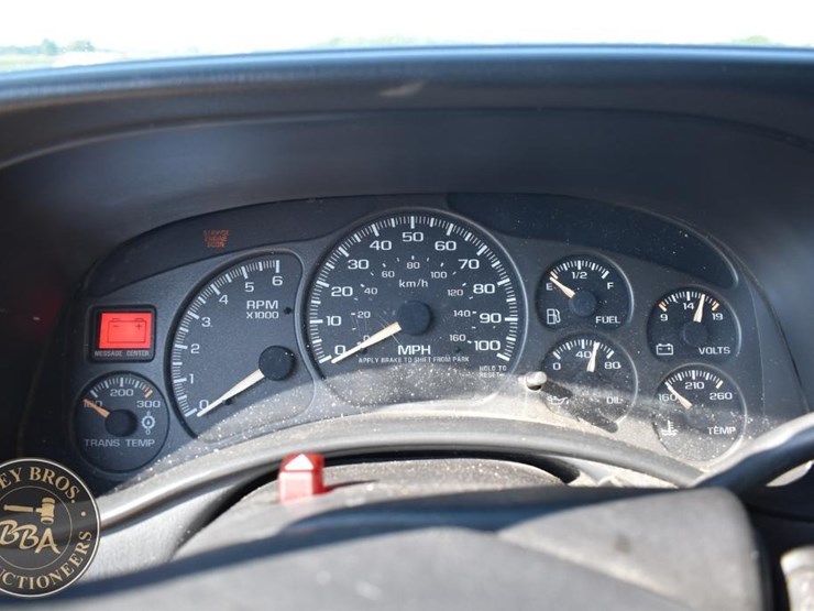 2002-gmc-sierra-2500hd-image-36