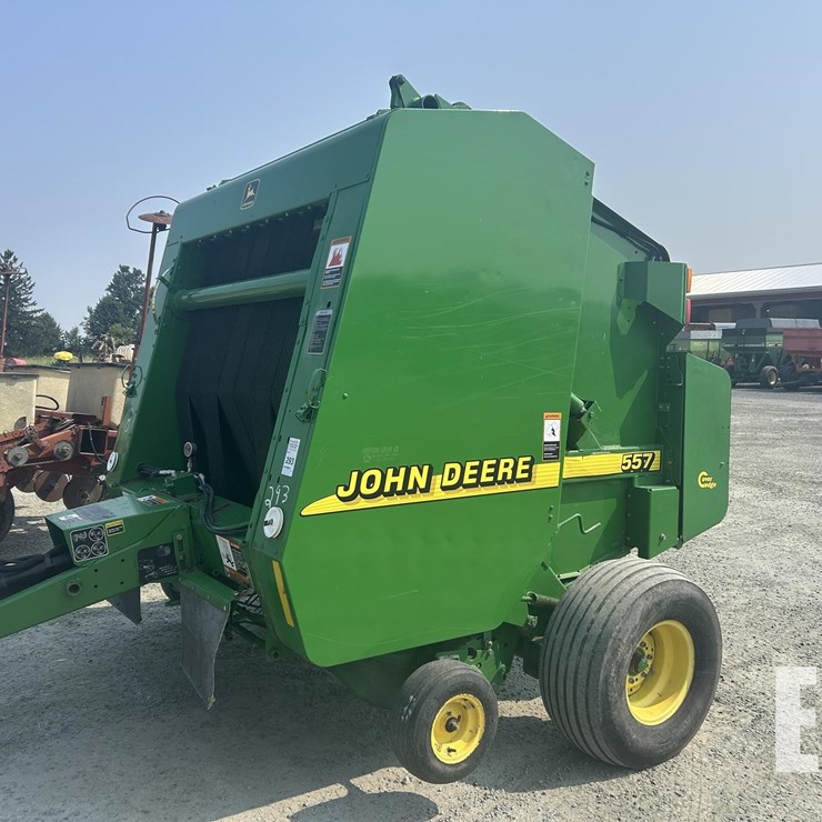2001 JOHN DEERE 557