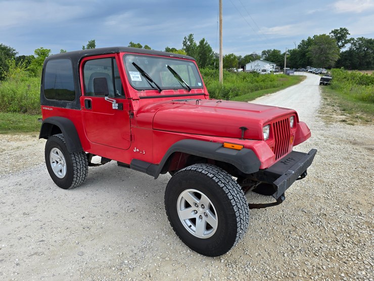 1994-jeep-wrangler-image-32