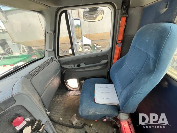 2009-freightliner-truck-(jn2397,-unit-277091)-image-71
