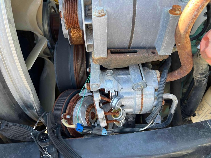 2007-volvo-vnl-truck-tractor-image-45